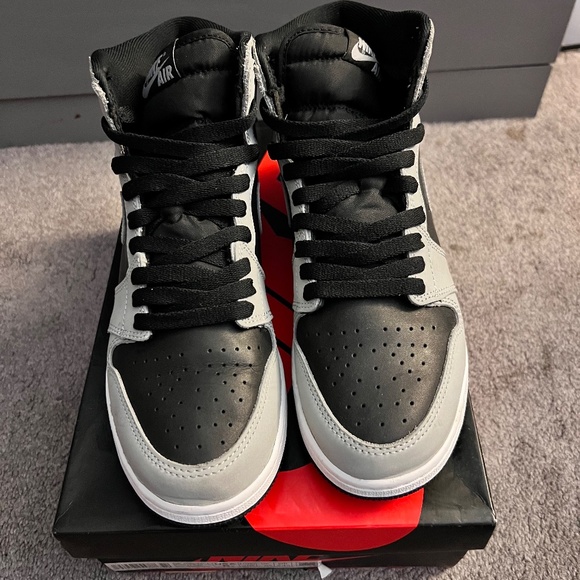 AIR JORDAN 1 RETRO HIGH OG \'SHADOW 2.0\'